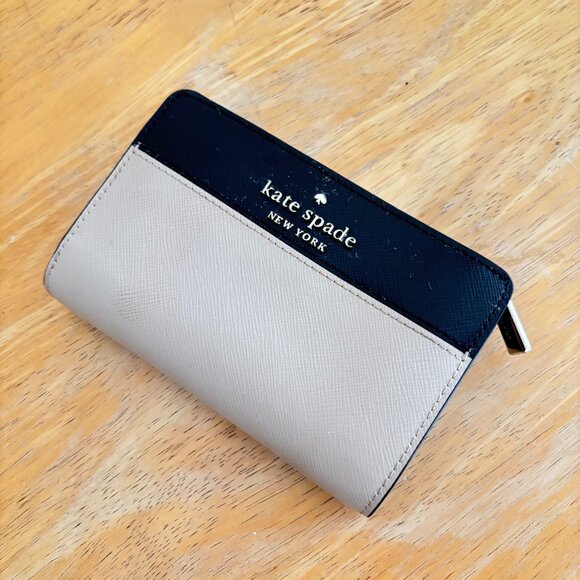 Kate Spade Madison Medium Bifold Wallet - Picture 4 of 8